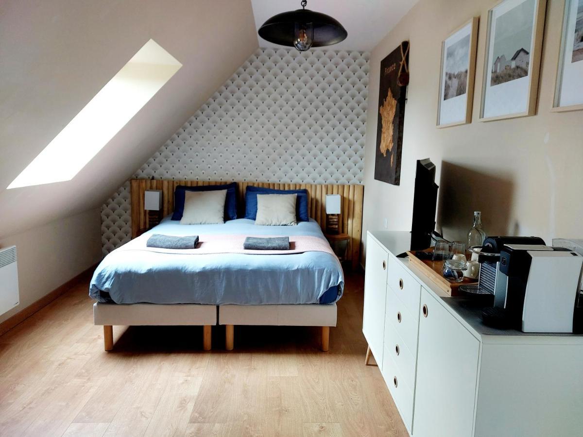 Chambres D'Hotes Chez L'Habitant - Bed& Breakfast Homestay Huisnes-sur-Mer Eksteriør bilde